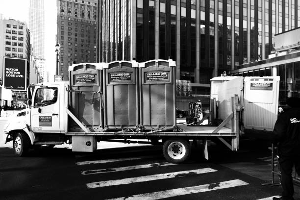 Best Construction site porta potty rental  in Colona, IL